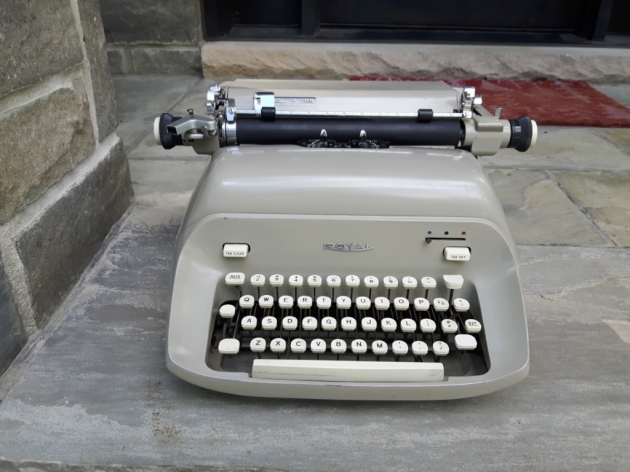 1964 Royal Empress Typewriter